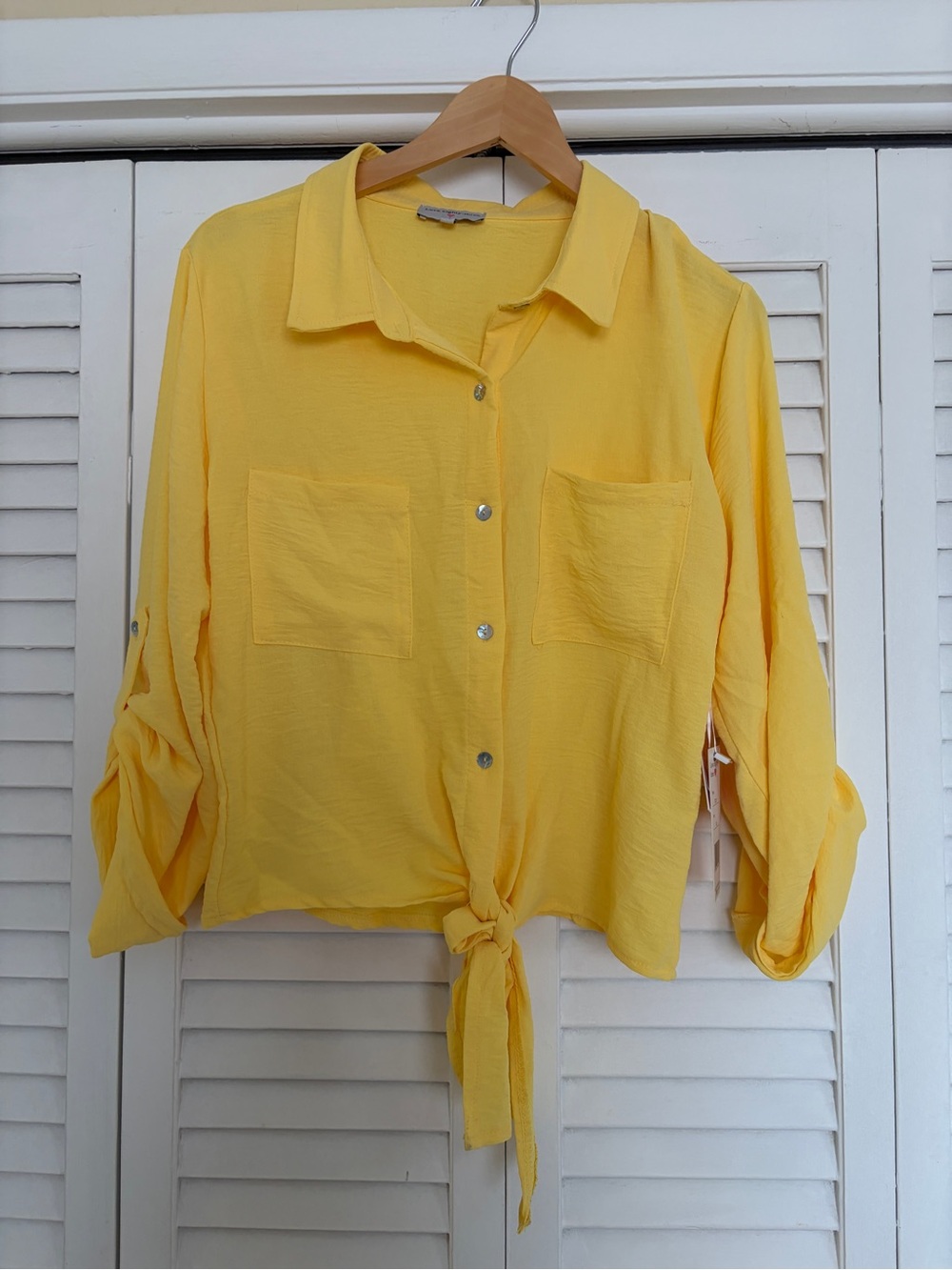 Women's Yellow Tie-Hem Button-Down Shirt